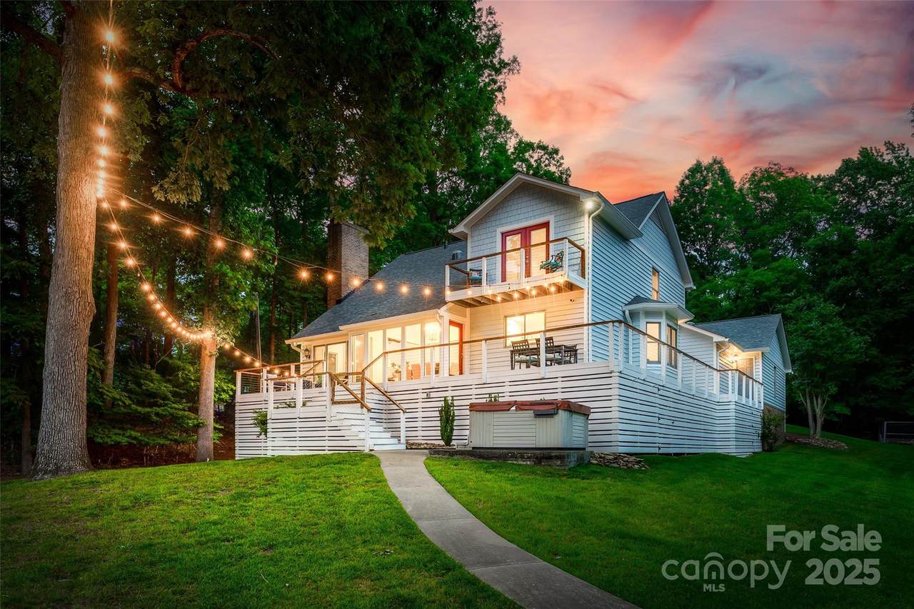 18028 Broken Woods Road - Photo 1
