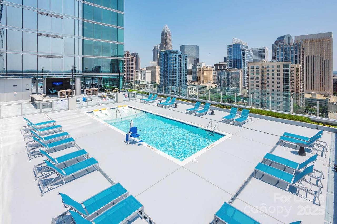 401 Graham Street - Photo 1