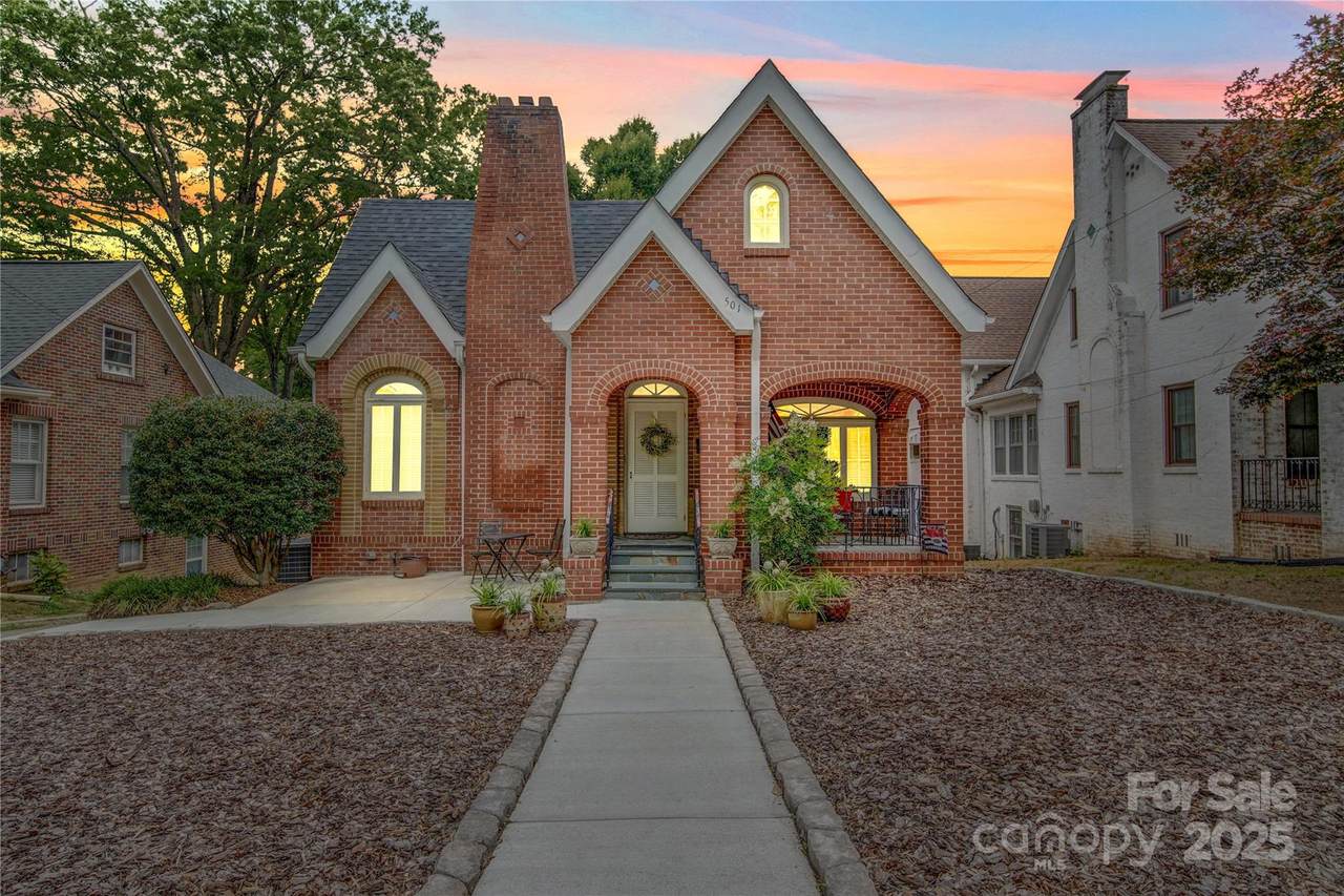 501 Pee Dee Avenue - Photo 1