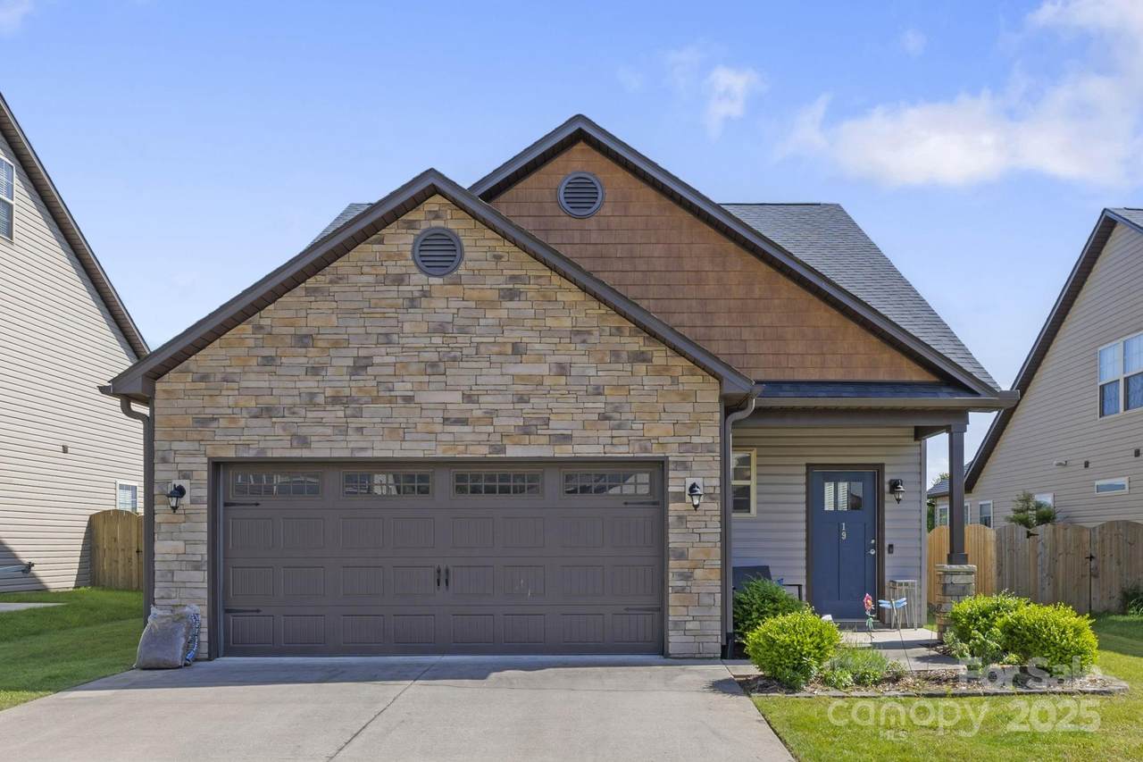 19 Wetland Way - Photo 1