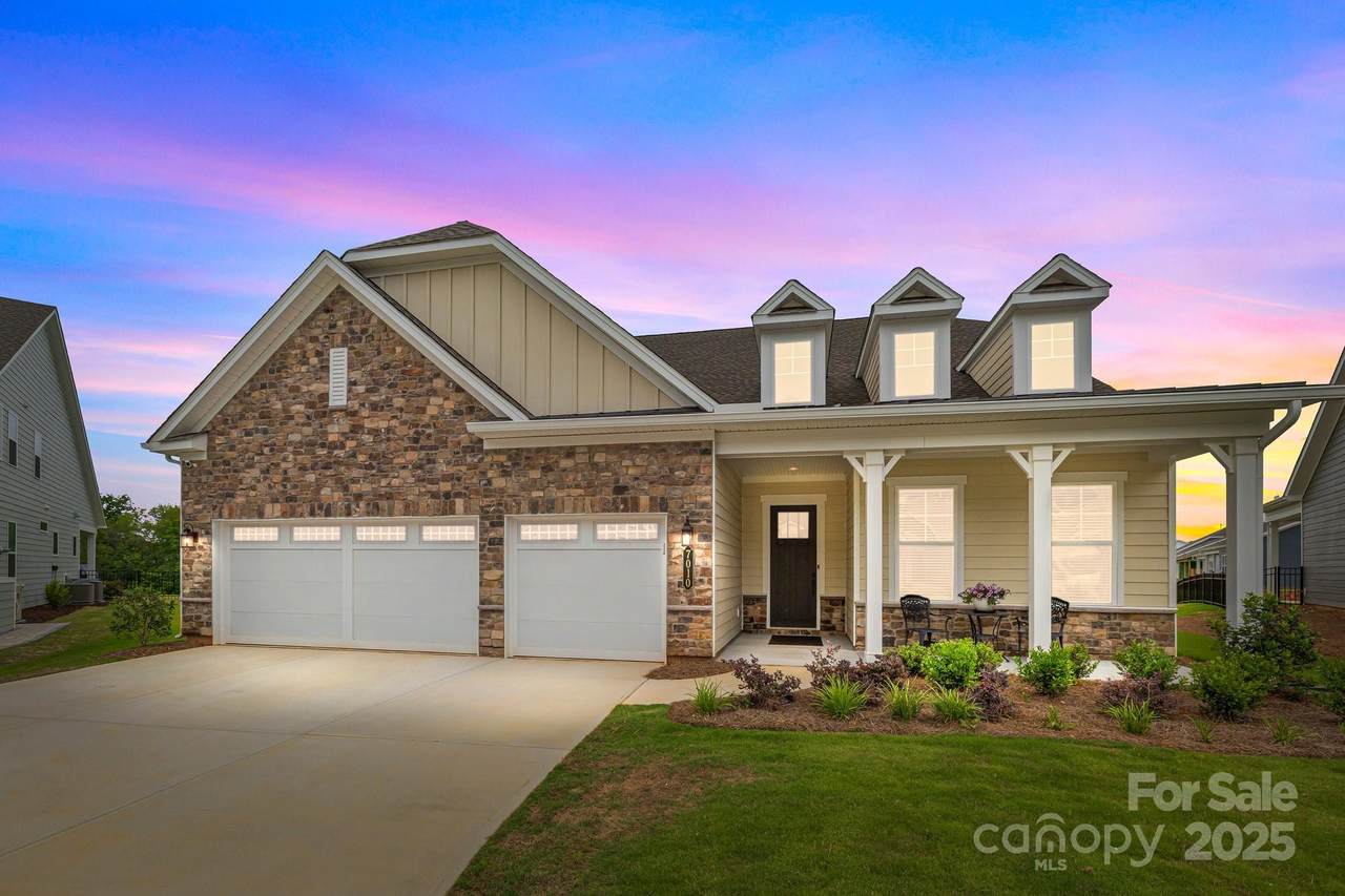 7010 Brush Creek - Photo 1