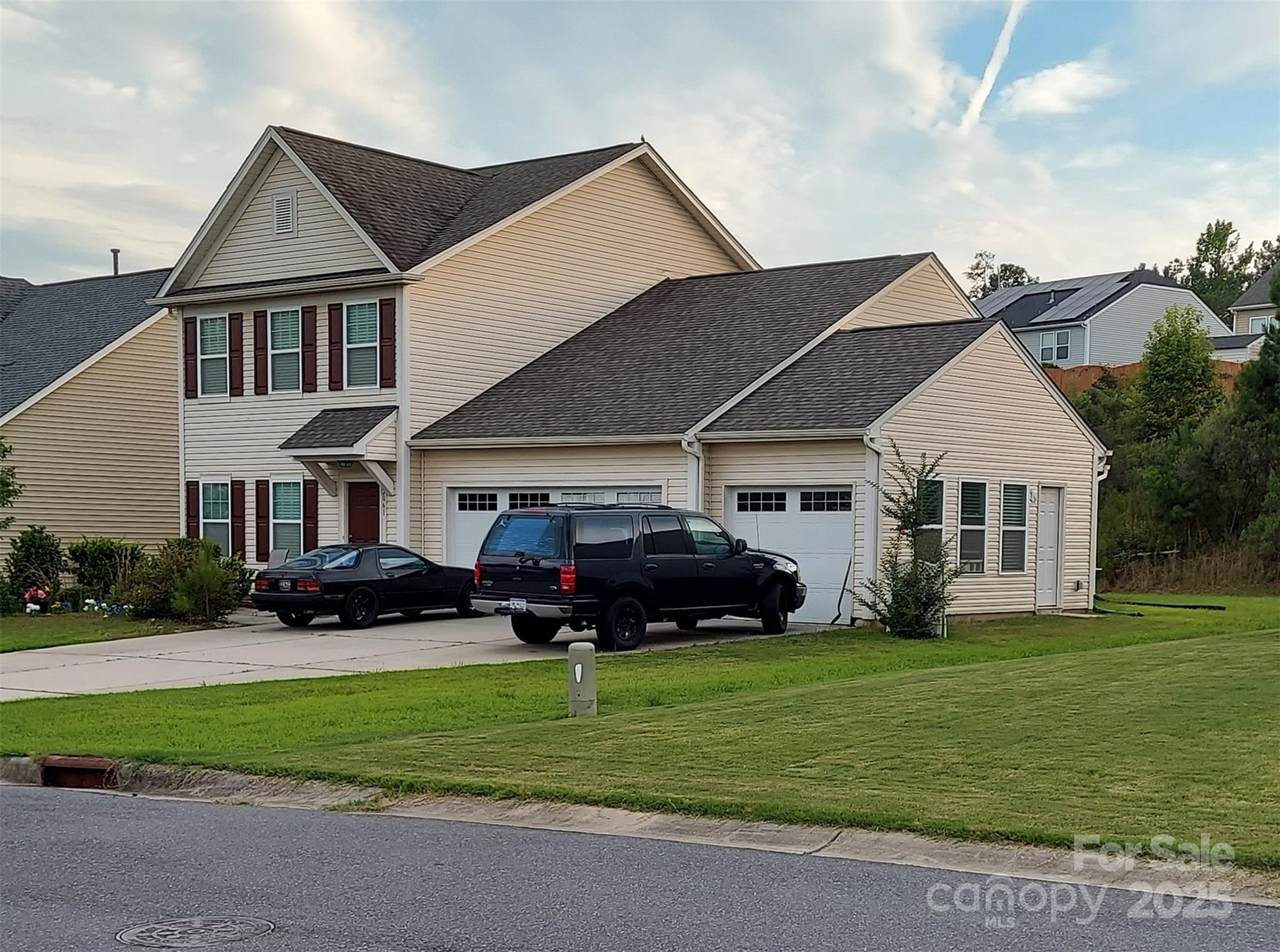 2061 Argentum Avenue - Photo 1