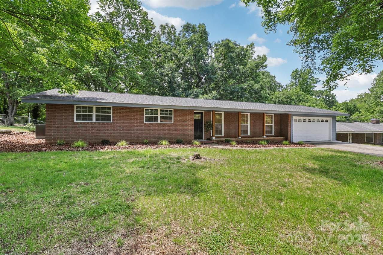 1192 Carolyn Drive - Photo 1