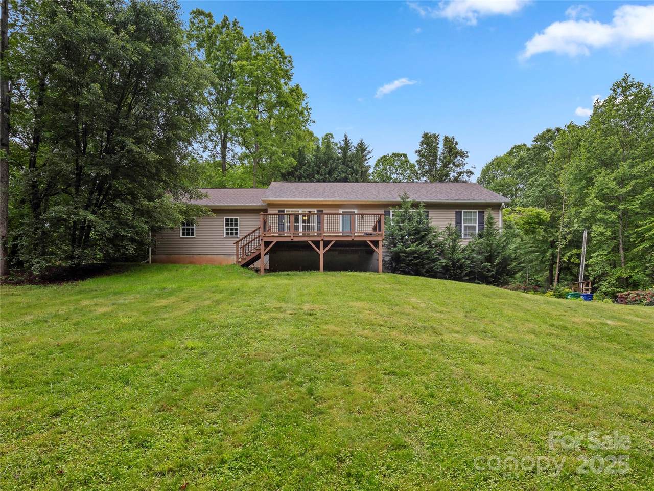135 New Rockwood Road - Photo 1