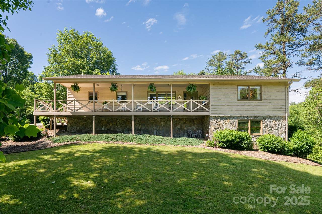16 Royal Ridge - Photo 1