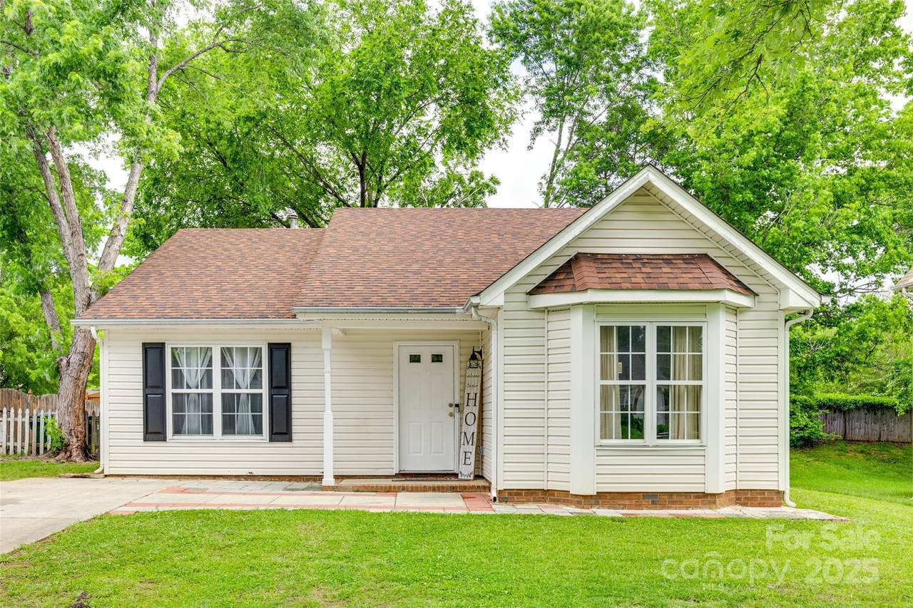 7442 Crestside Lane - Photo 1