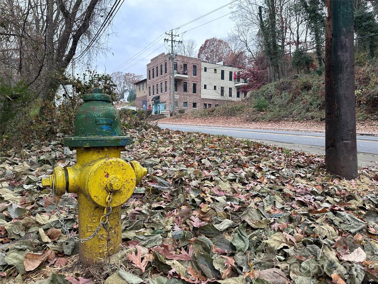 000 Haywood Road - Photo 1