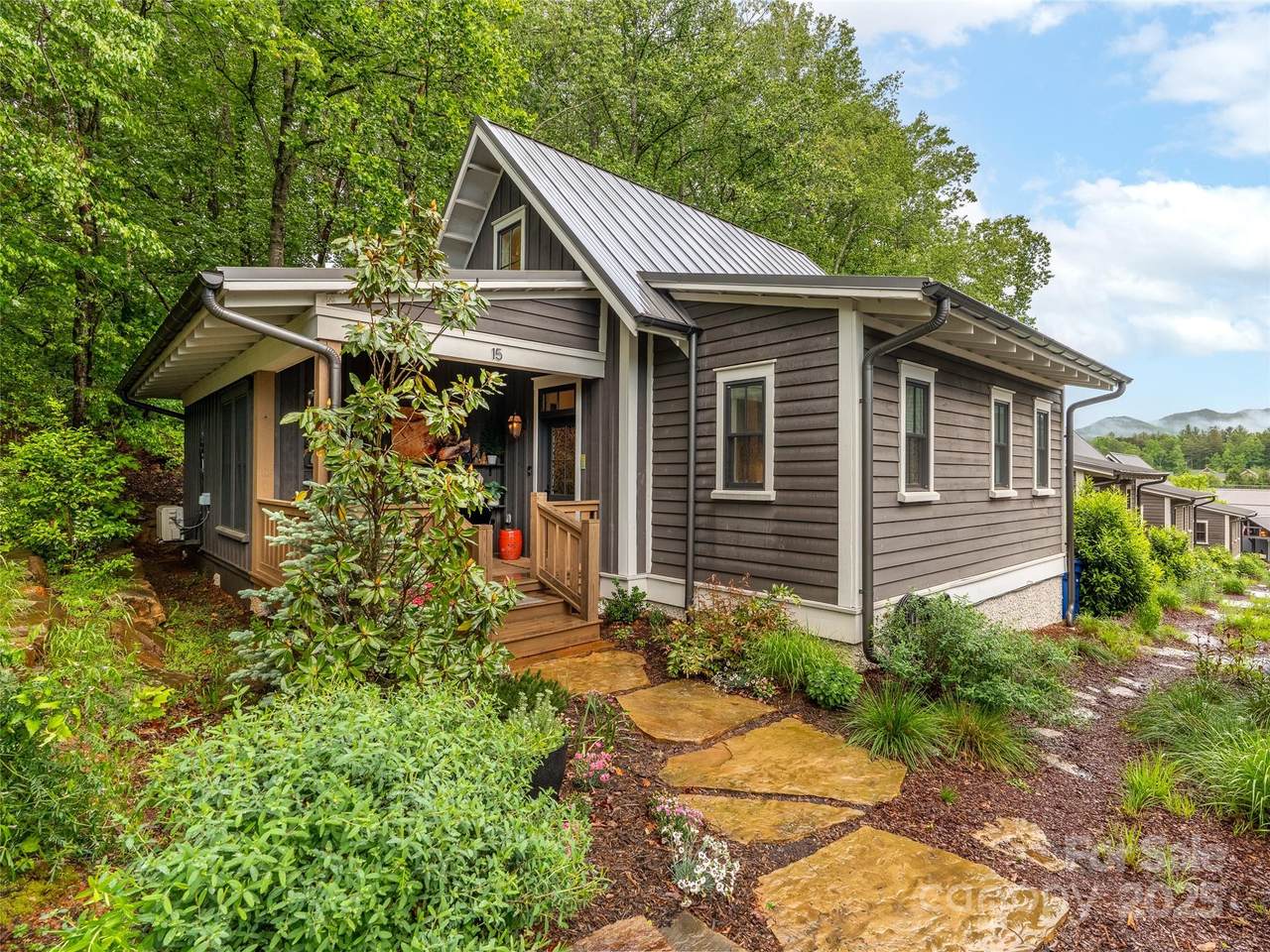 15 Fay Jones Lane - Photo 1