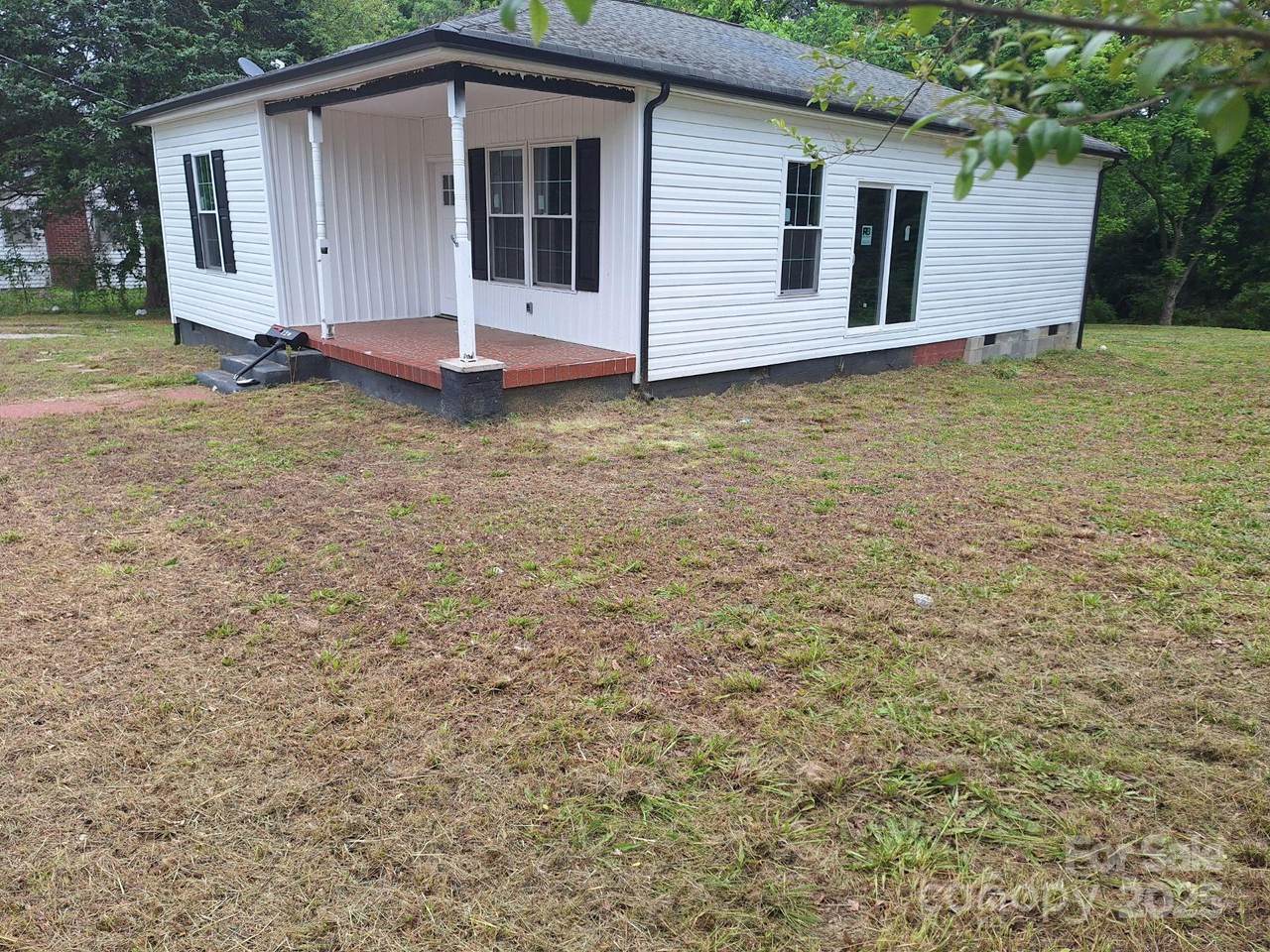 720 Mutual Road - Photo 1