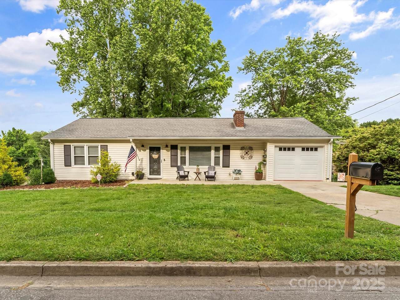 116 Lenoir Road - Photo 1