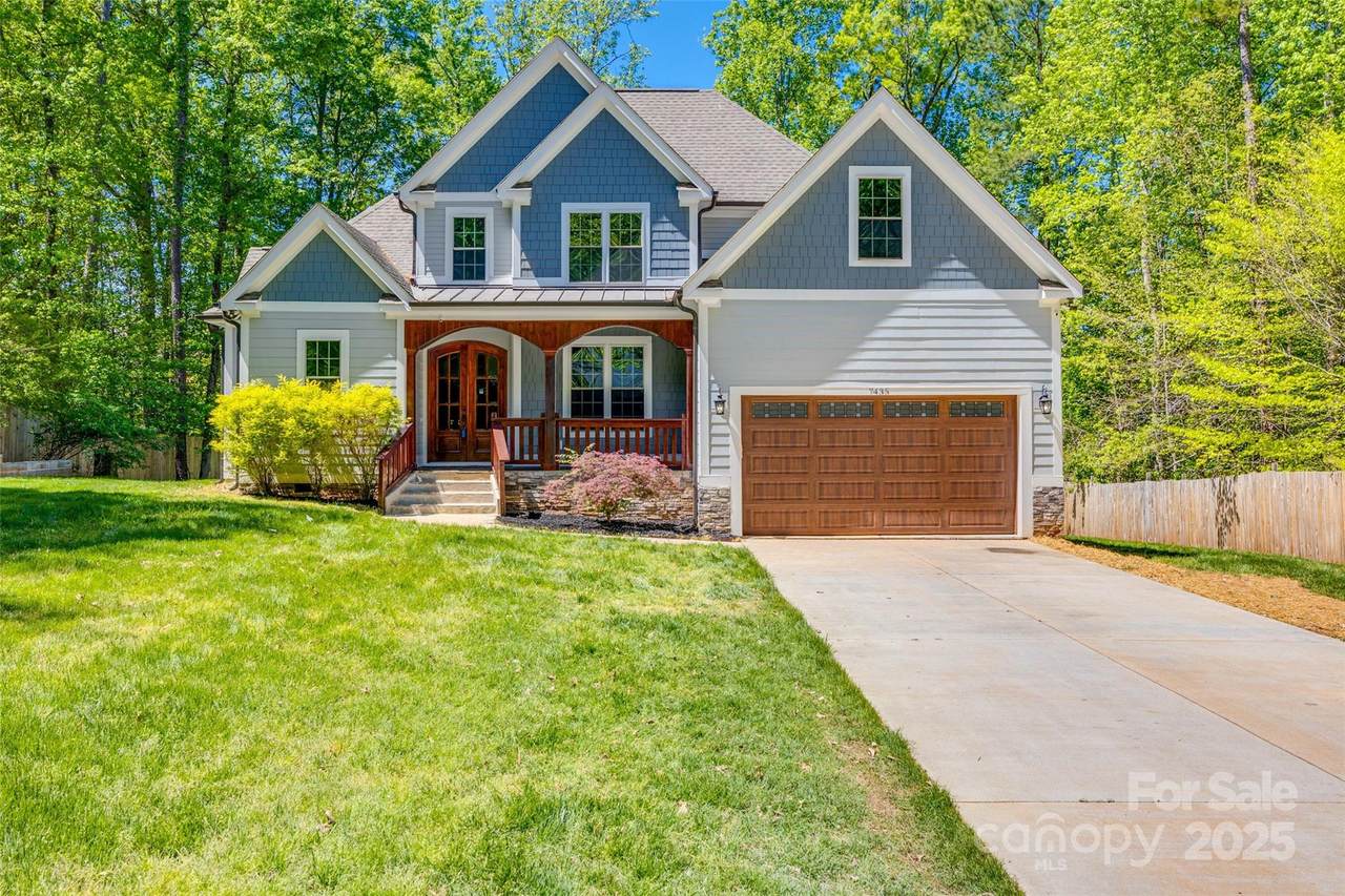 7435 Hammond Drive - Photo 1