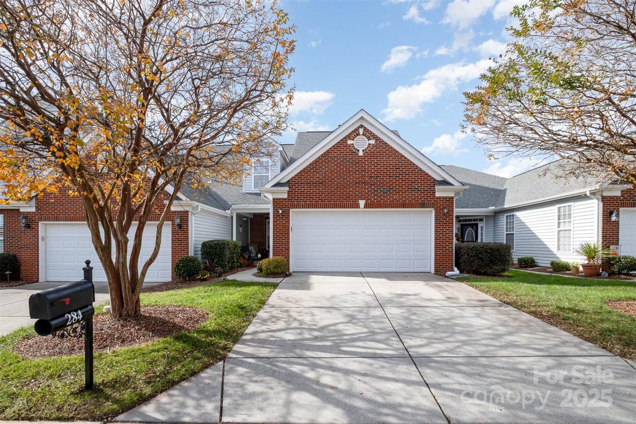 284 Garnet Court - Photo 1