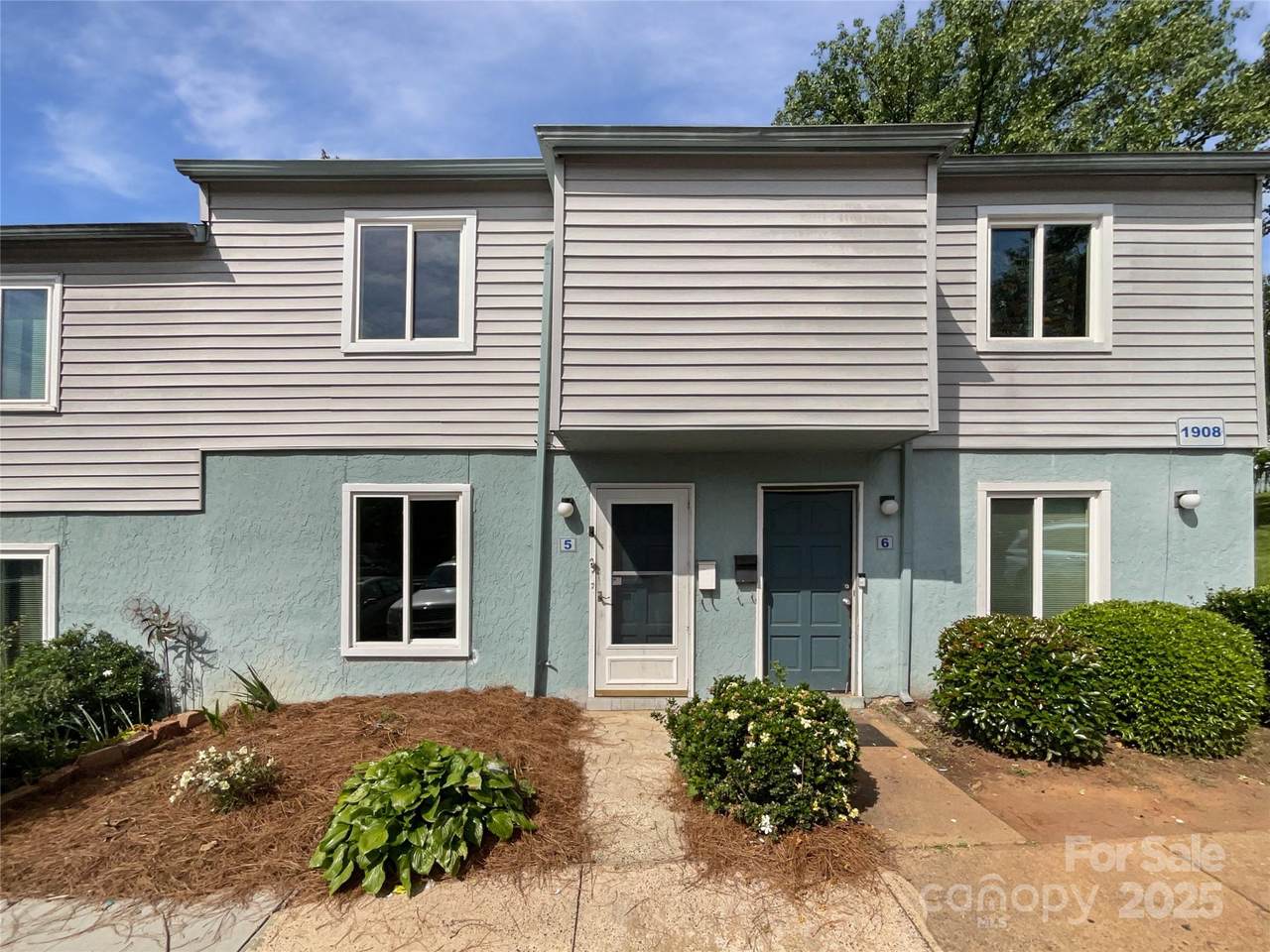 1908 Harvest Lane - Photo 1