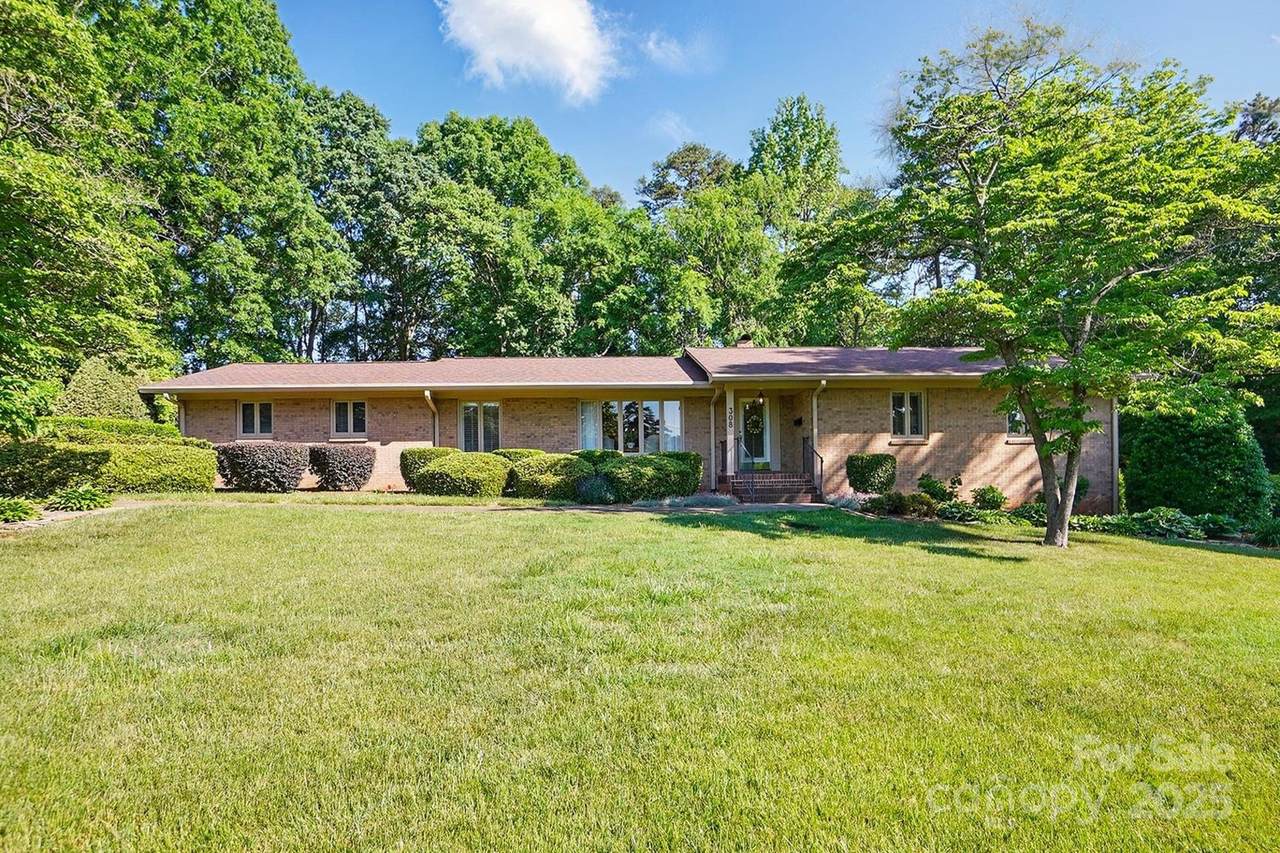 308 Odell Street - Photo 1