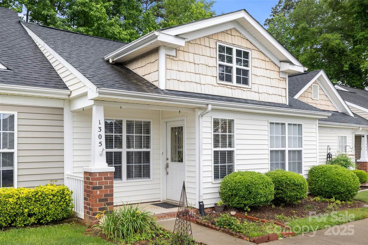 1305 Dan Drive - Photo 1