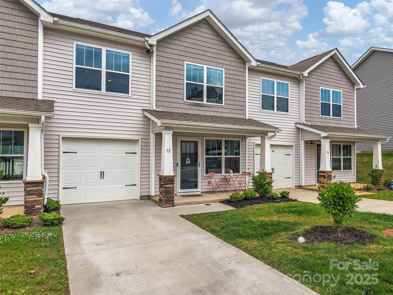 32 Benedict Lane - Photo 1