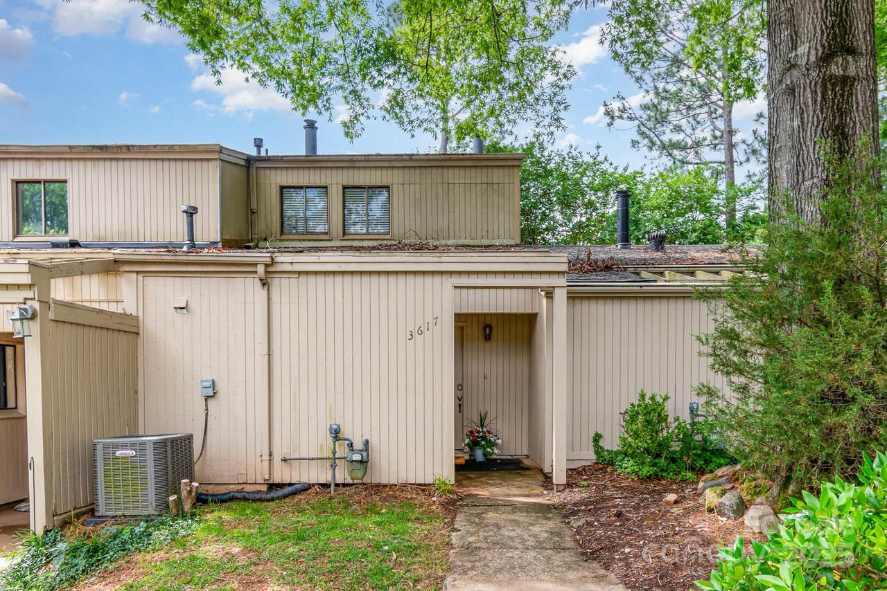 3617 Willow Point Drive - Photo 1