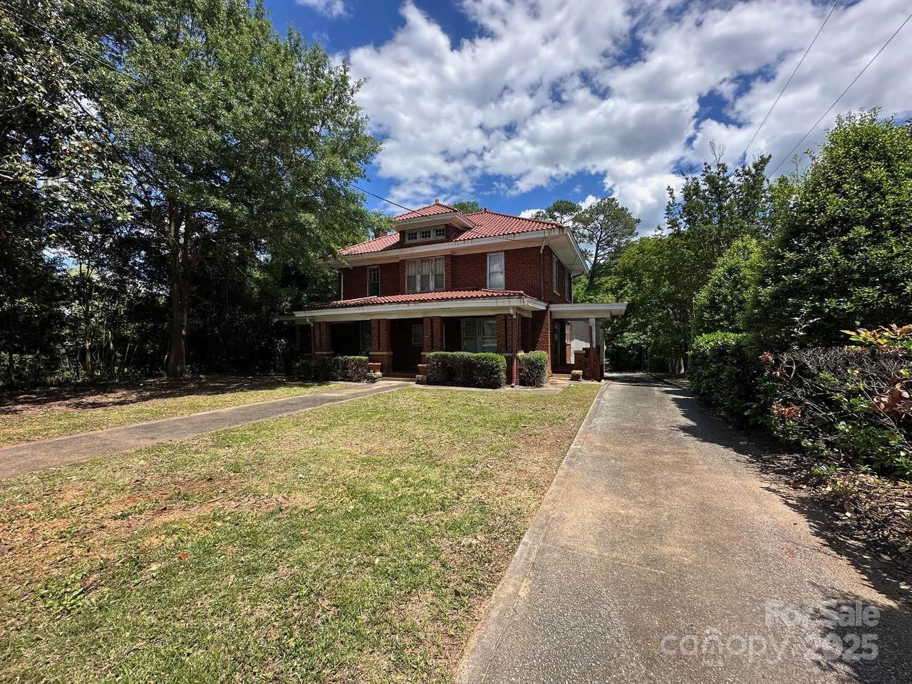 943 Church Street - Photo 1