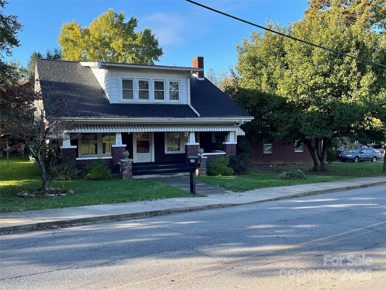 318 Academy Street - Photo 1