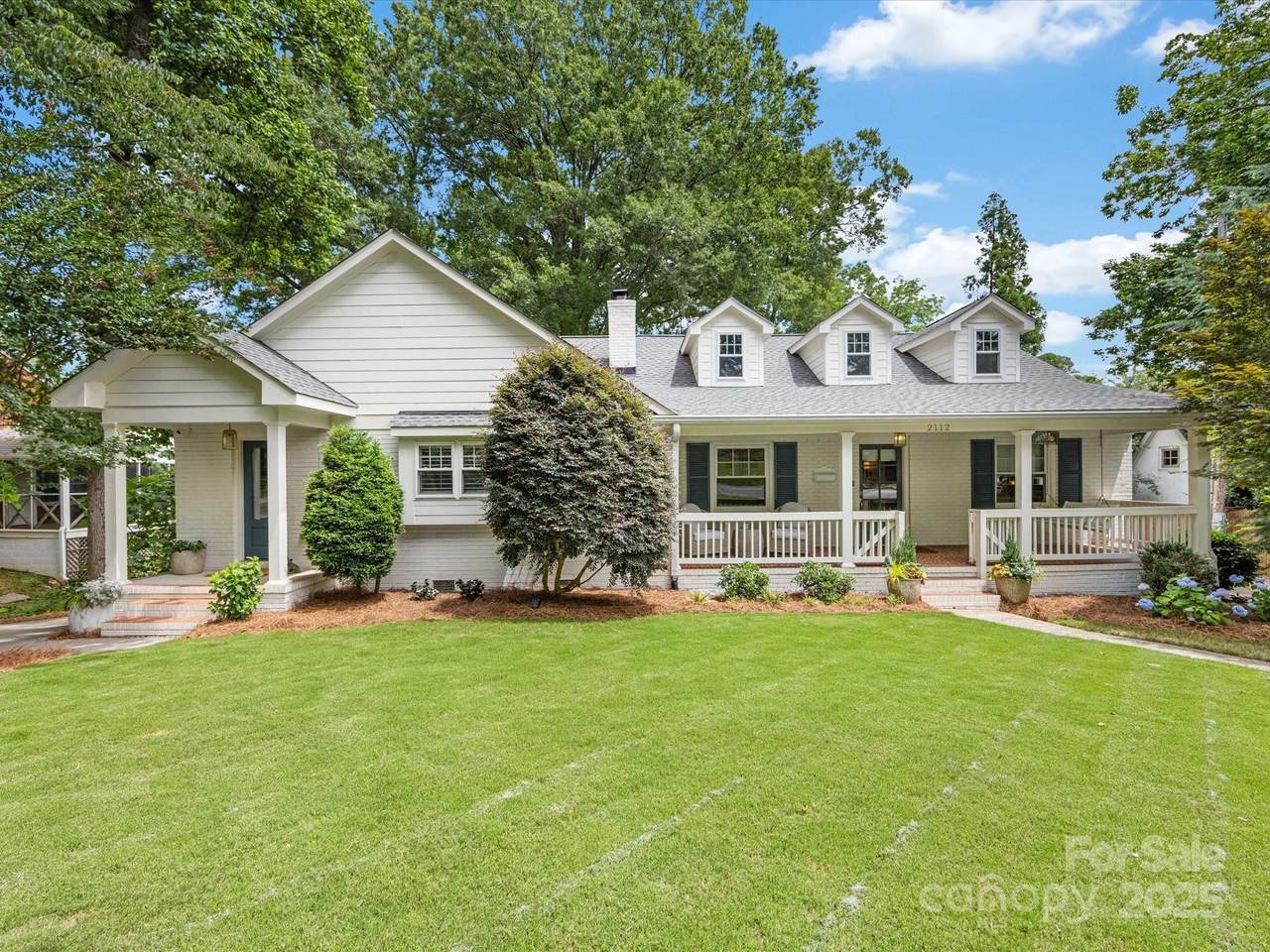 2112 Chatham Avenue - Photo 1