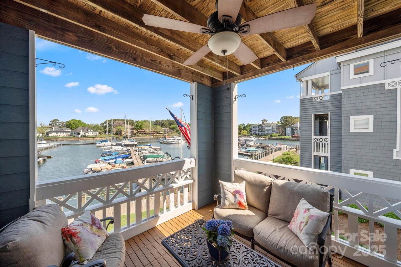 18679 Vineyard Point Lane - Photo 1