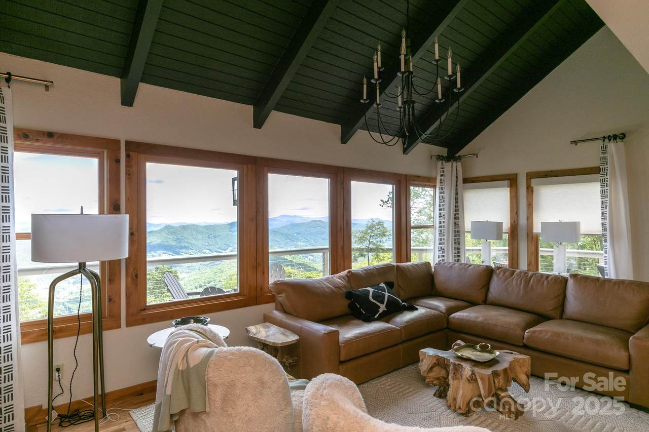 221 Ivy Ridge Road - Photo 1