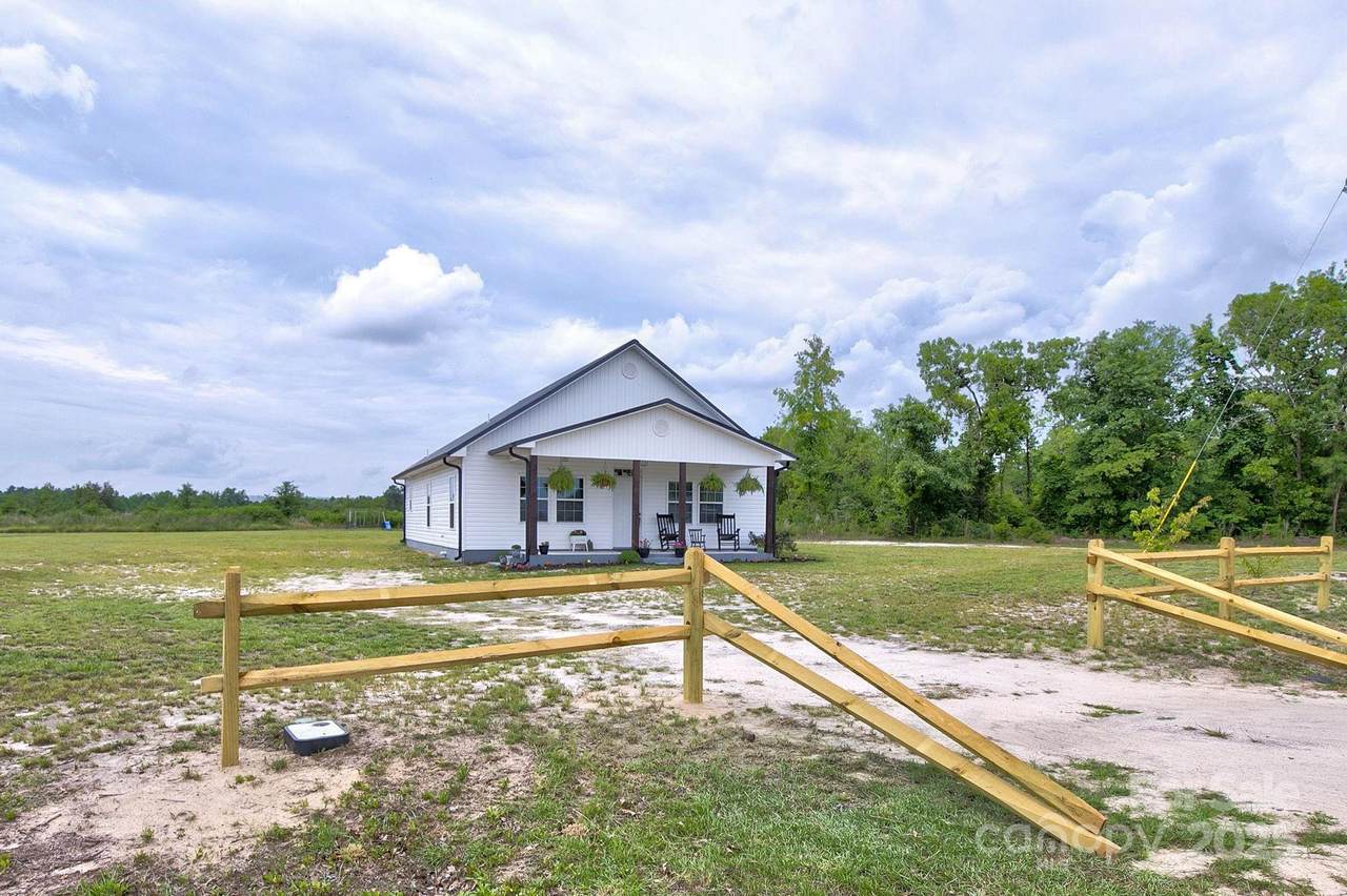 1202 Neds Creek Road - Photo 1