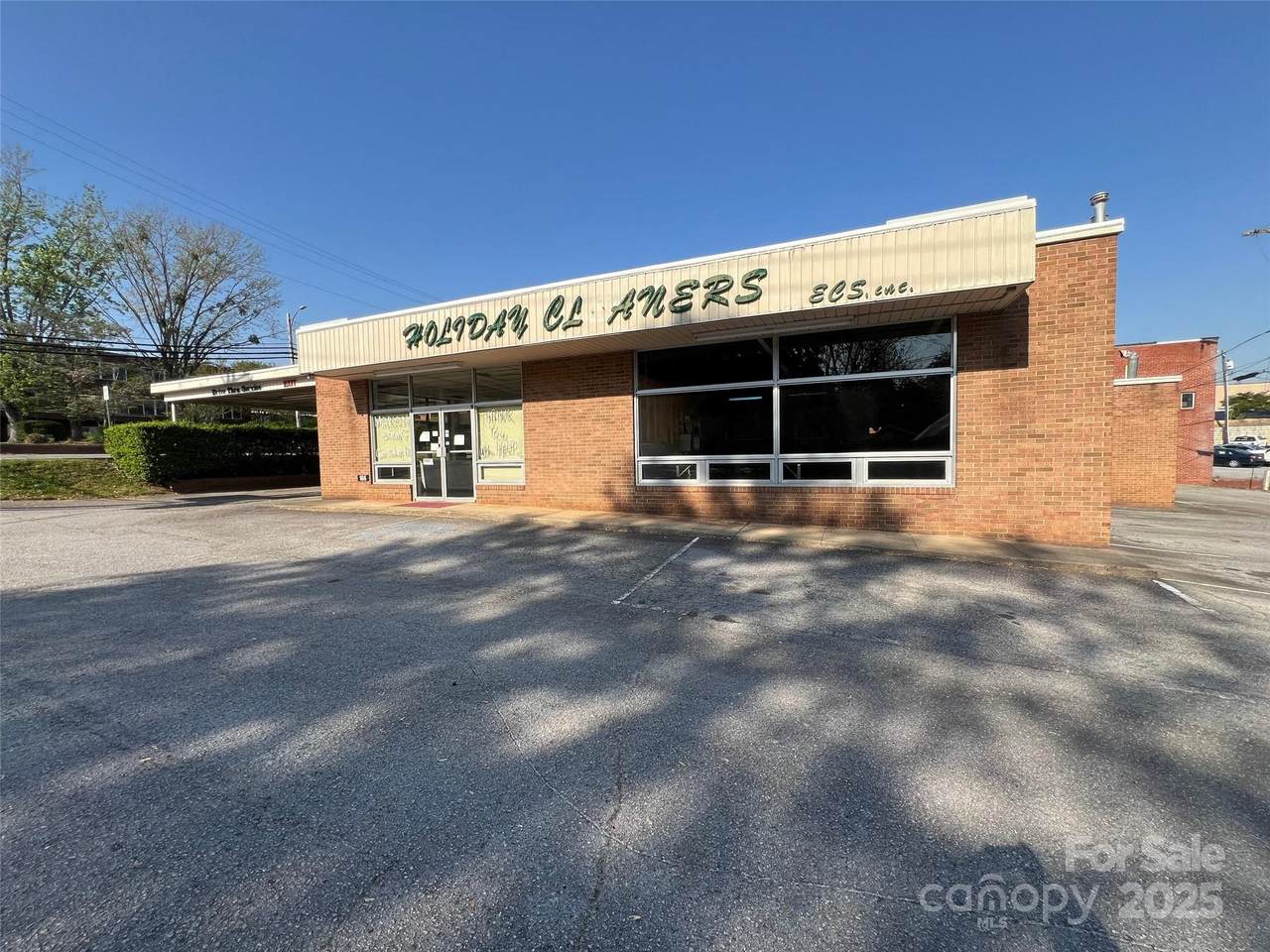 166 Logan Street - Photo 1