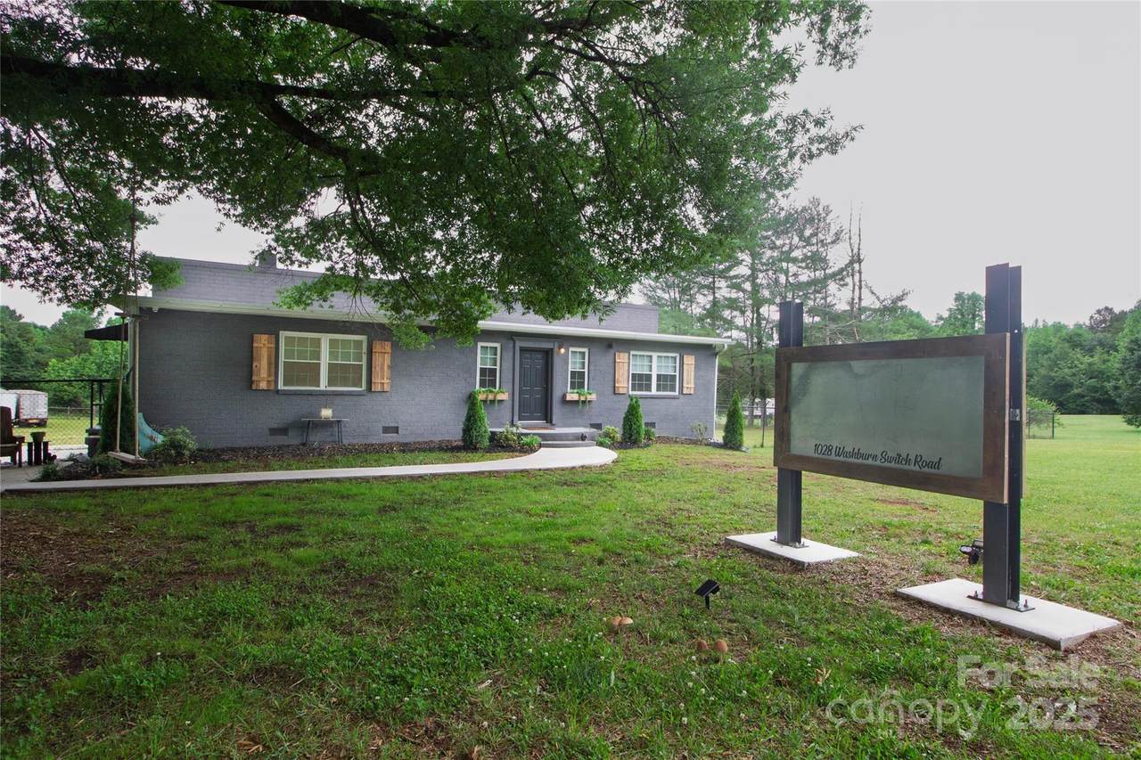 1028 Washburn Switch Road - Photo 1