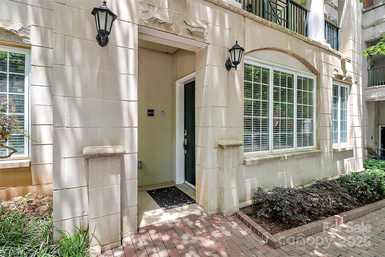 300 5th Street - Photo 1