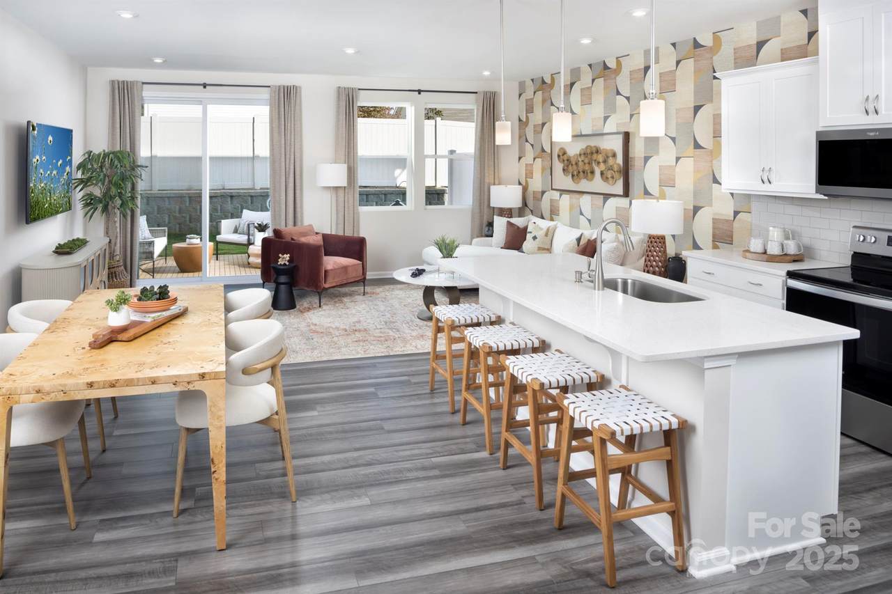 3010 Big Bend Drive - Photo 1