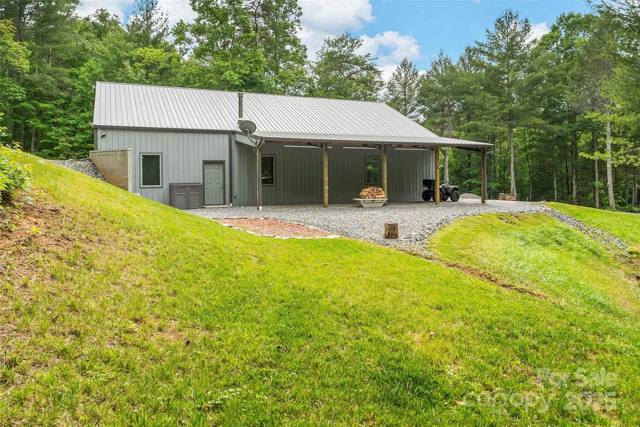4090 Pea Ridge Road - Photo 1