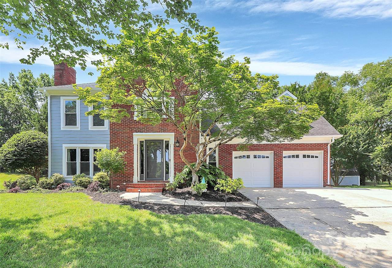 1011 Bydeford Court - Photo 1