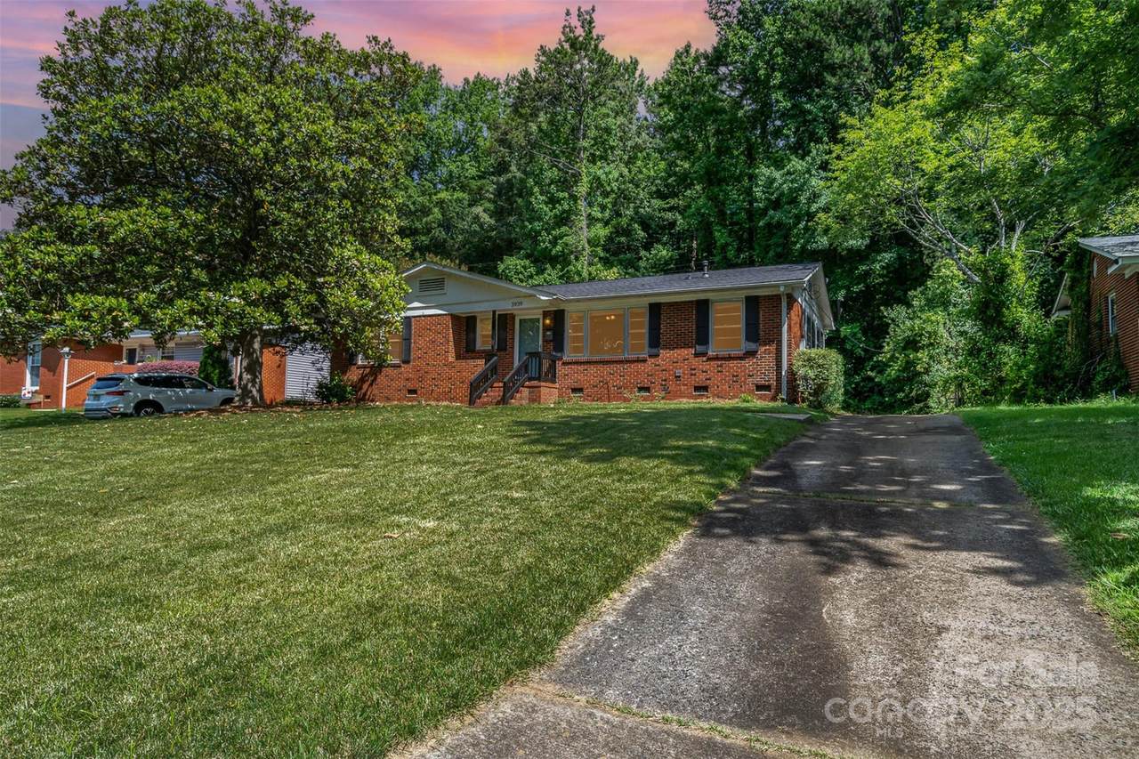 3939 Sheffield Drive - Photo 1