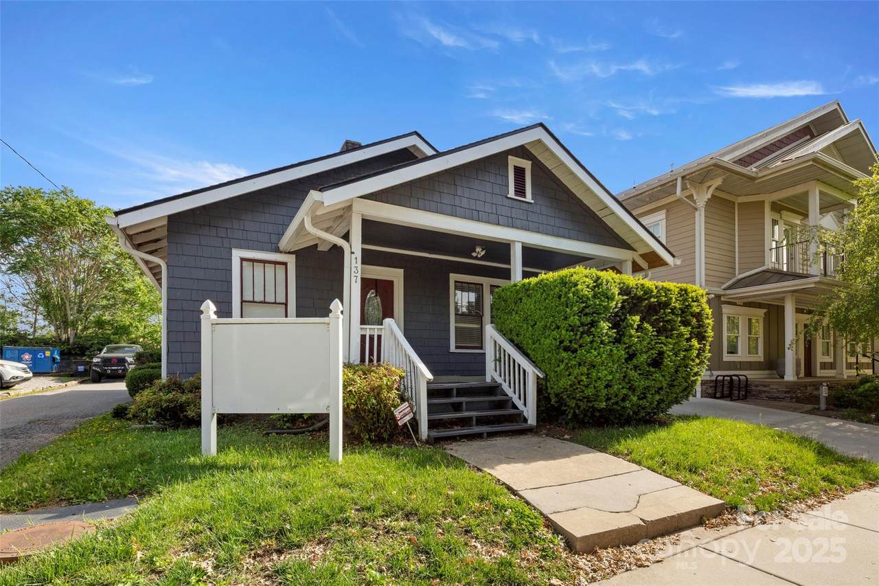 137 Broad Street - Photo 1