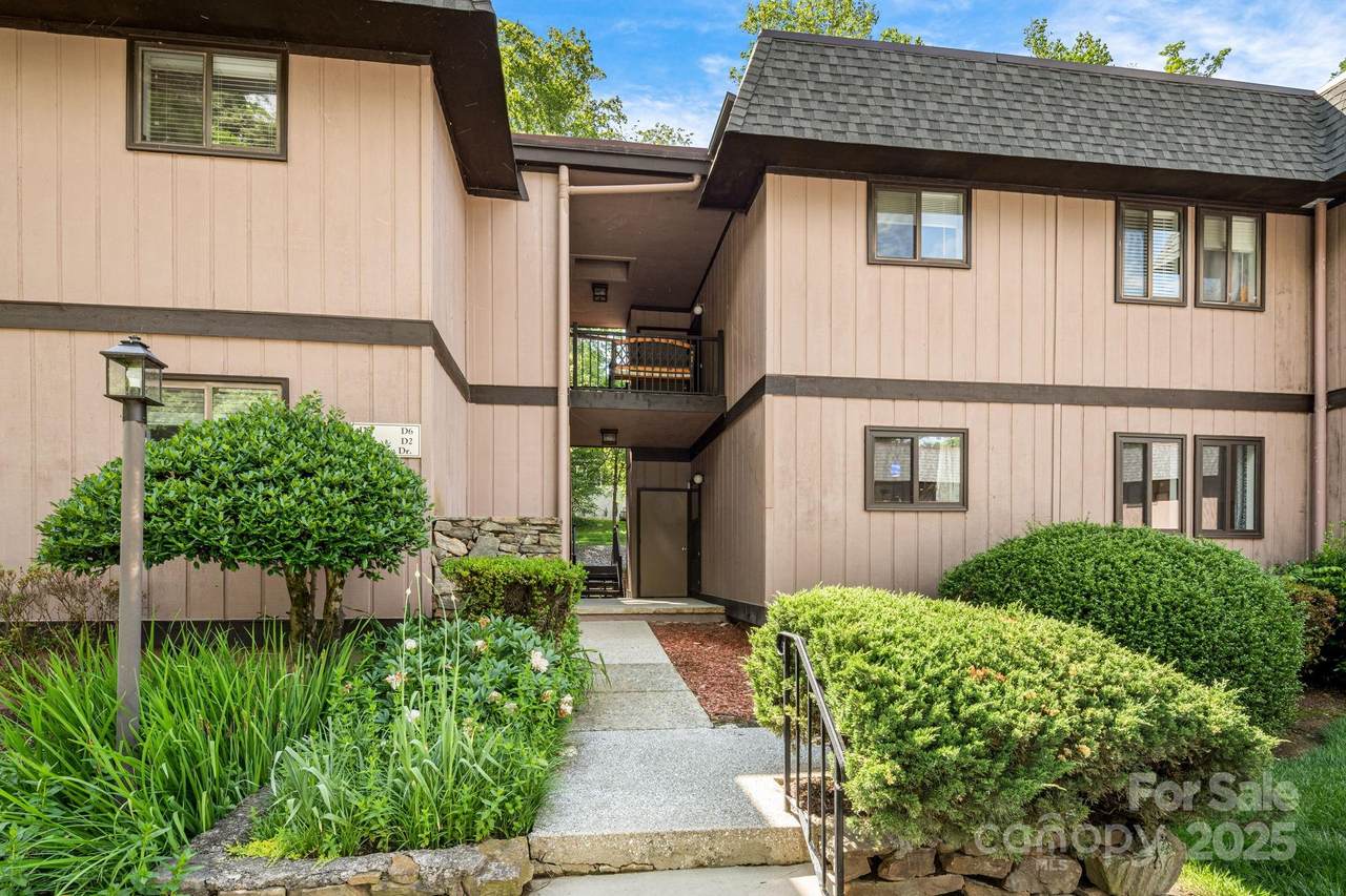 15 Lake Drive - Photo 1