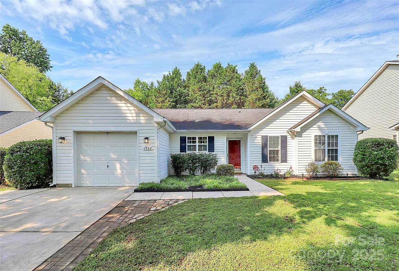1922 Decatur Court - Photo 1
