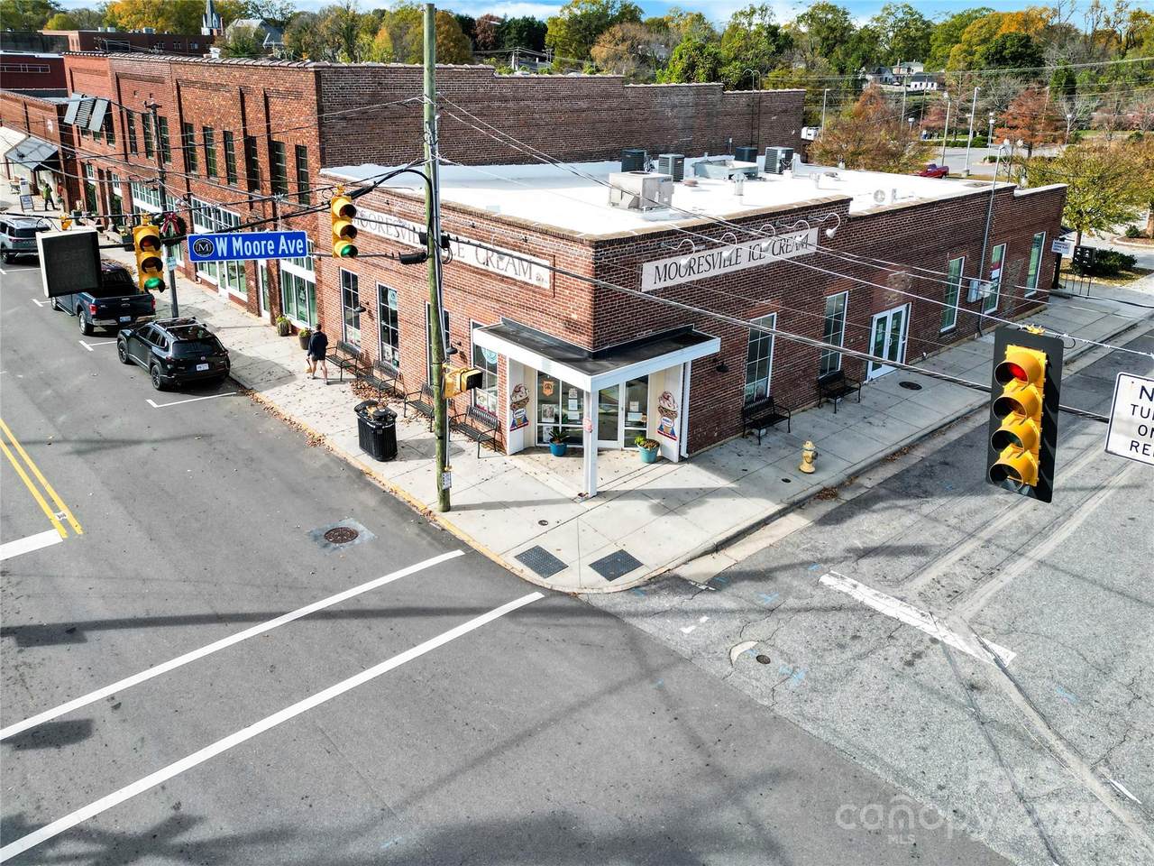 166-186 Broad Street - Photo 1