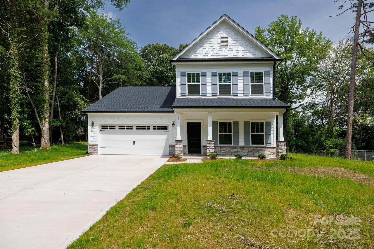 512 Beverly Circle - Photo 1