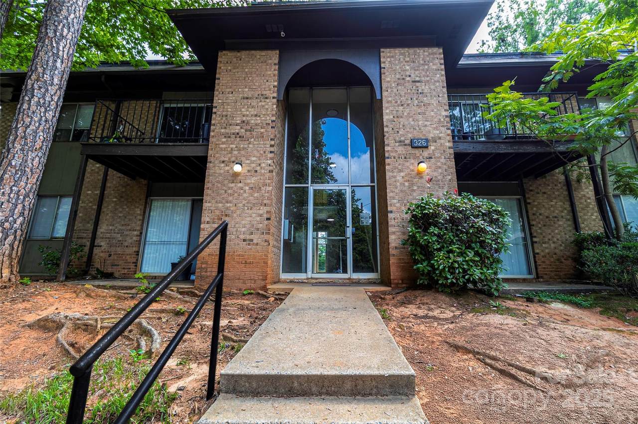 326 Orchard Trace Lane - Photo 1