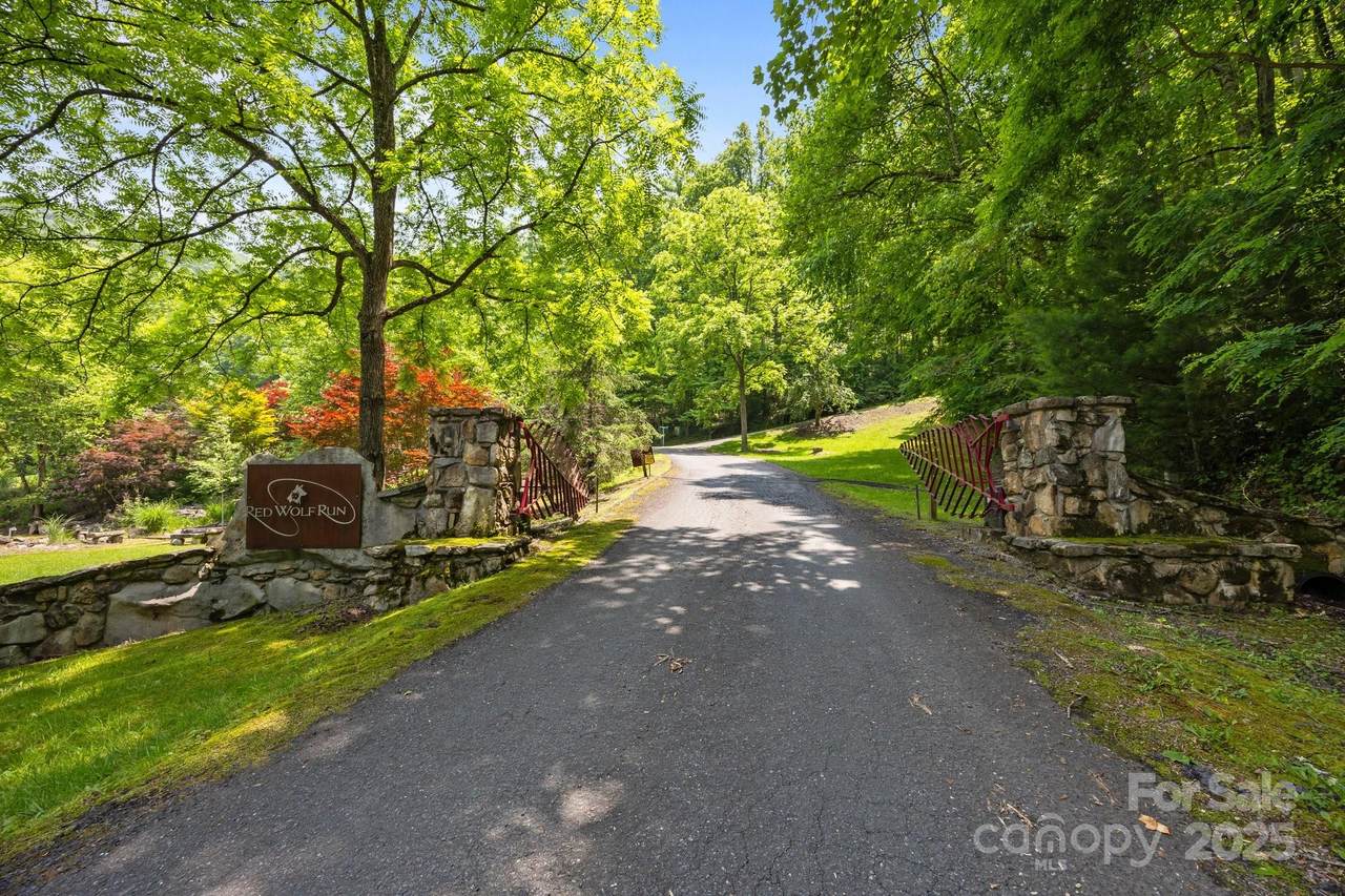 55 Red Wolf Run - Photo 1