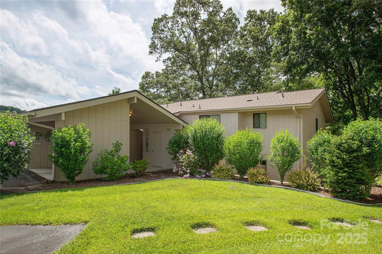 164 Glen Cannon Point - Photo 1
