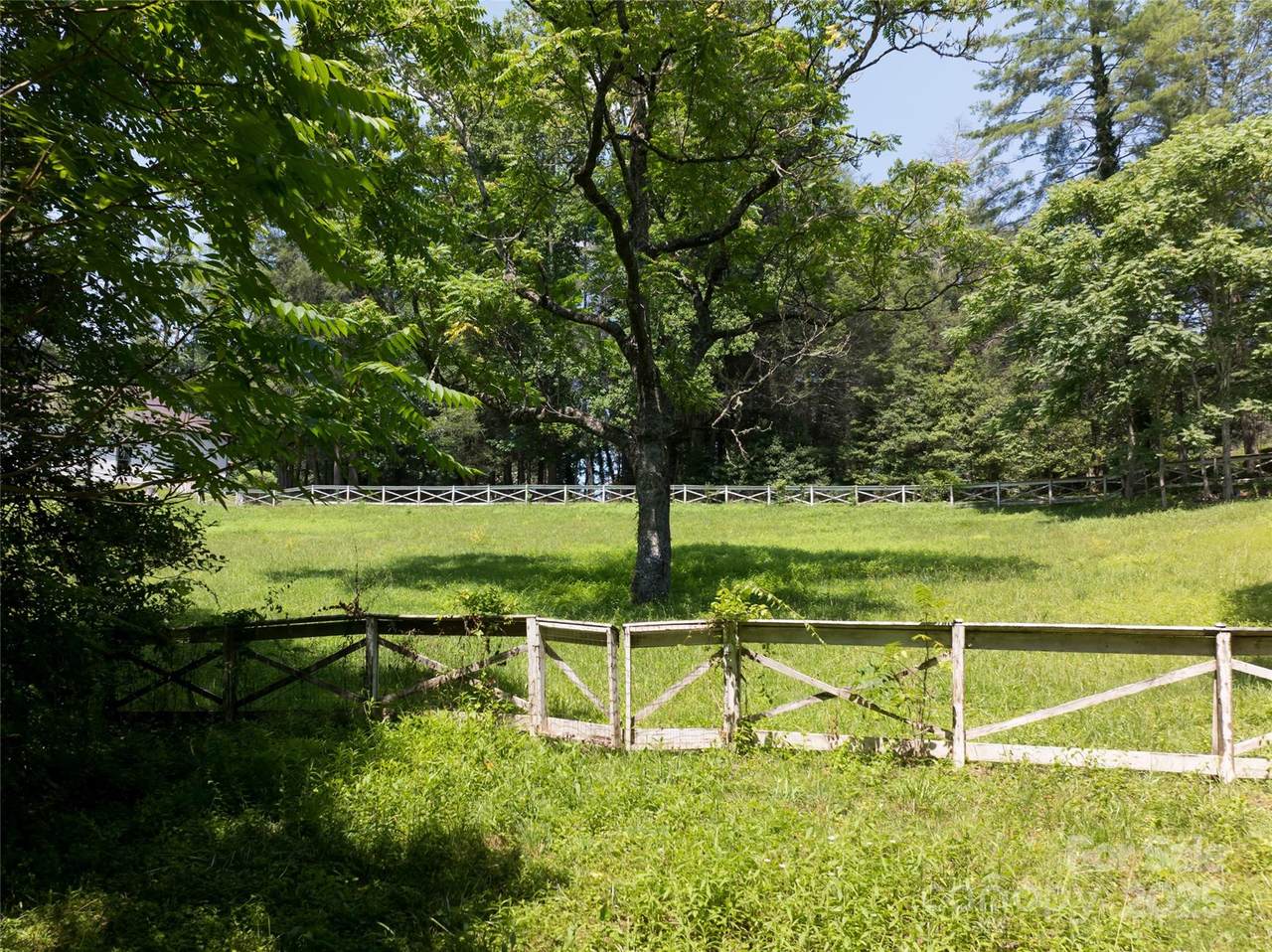 34 Oak Gate Drive - Photo 1