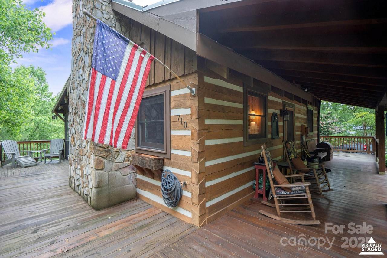 710 River Hills Road - Photo 1