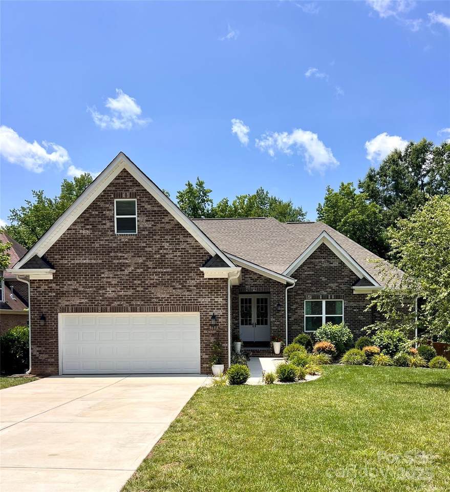3633 Longpond Lane - Photo 1