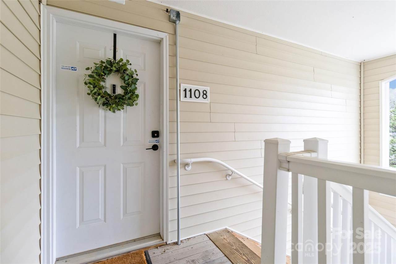 1108 Plaza Walk Drive - Photo 1