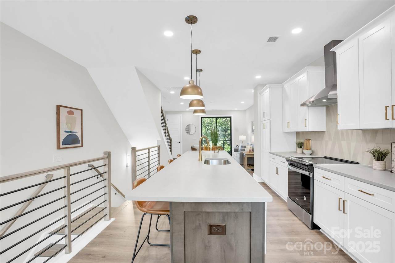 3445 Byrnes Street - Photo 1