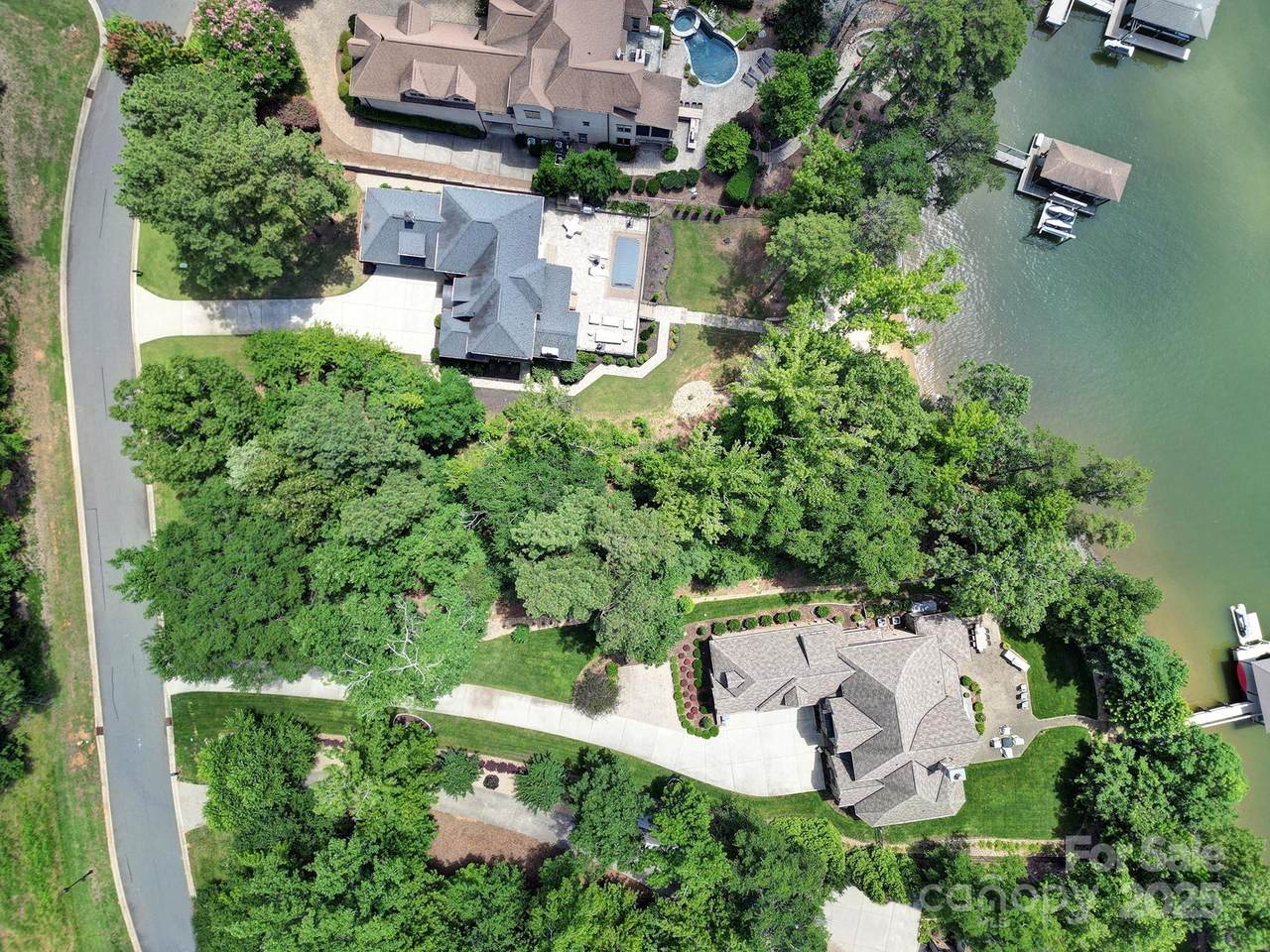 3305 Lake Pointe Drive - Photo 1