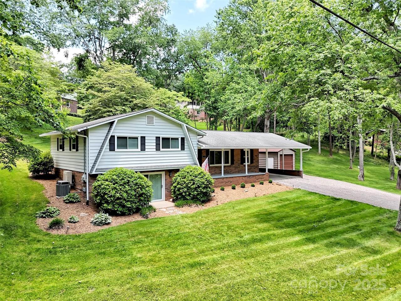110 Stoney Brook Drive - Photo 1