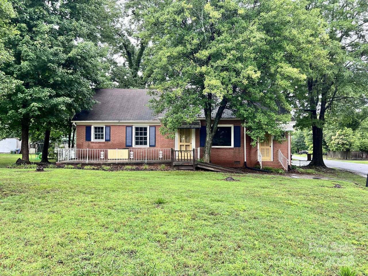 1287 Old Charlotte Road - Photo 1